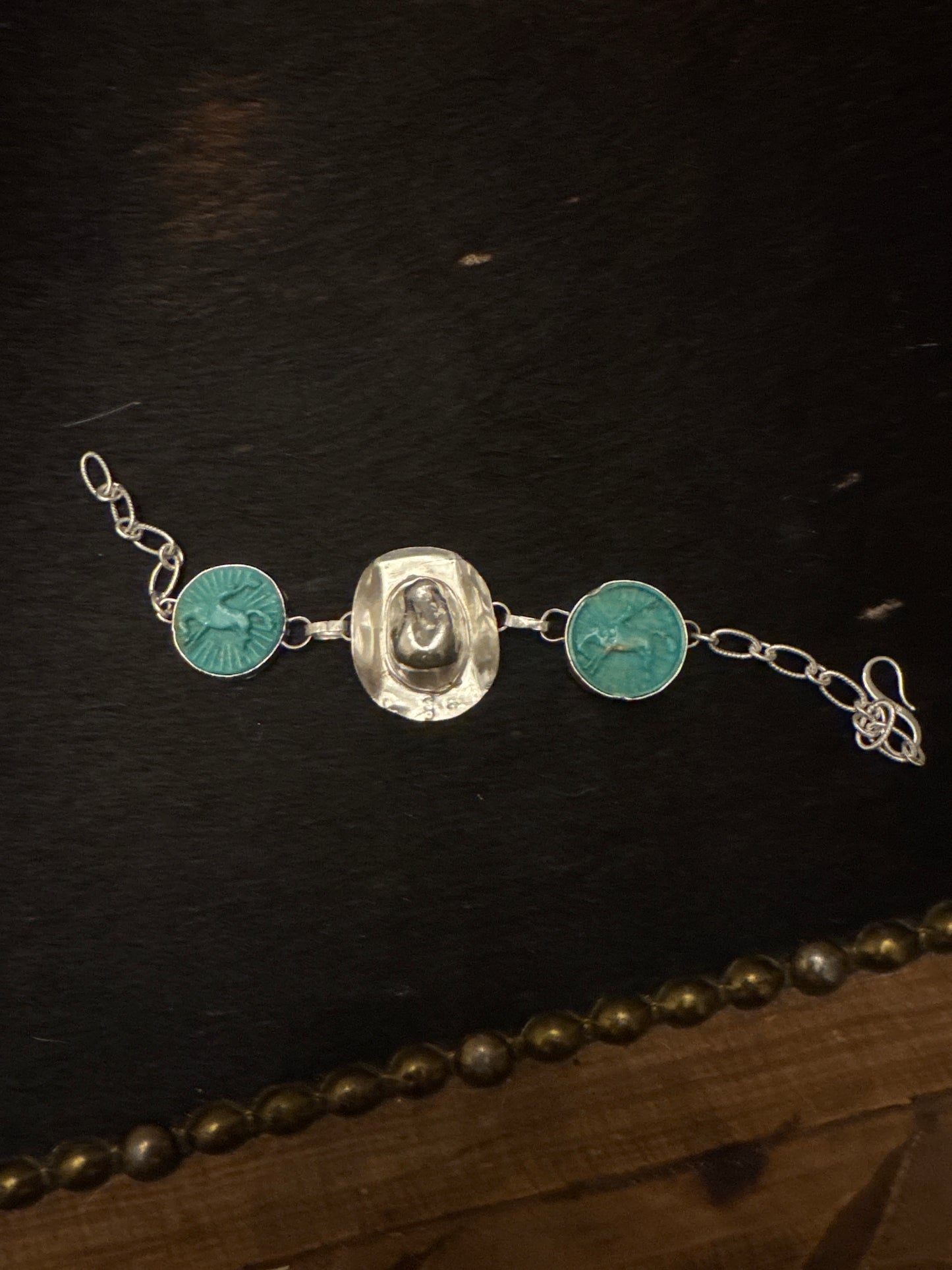 The Gus bracelet