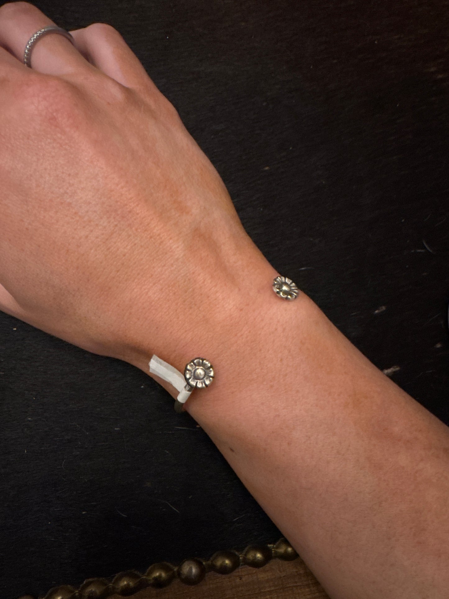 Flower cuff